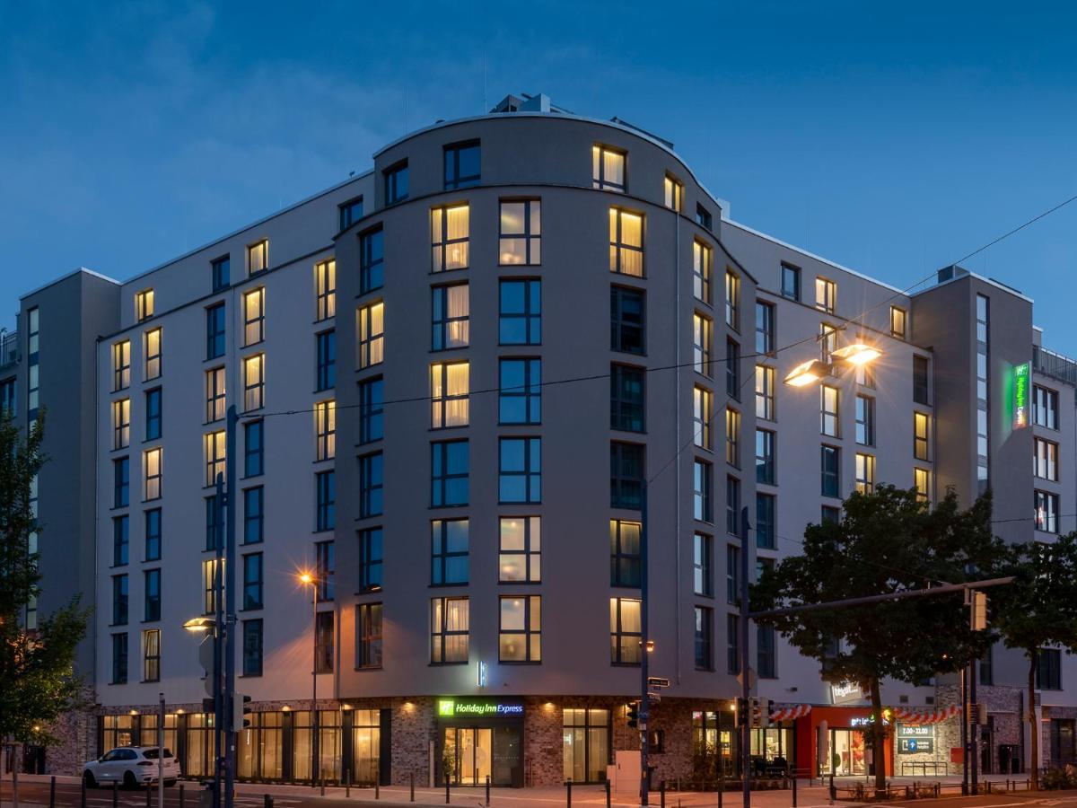 Holiday Inn Express - Offenbach By Ihg Eksteriør billede