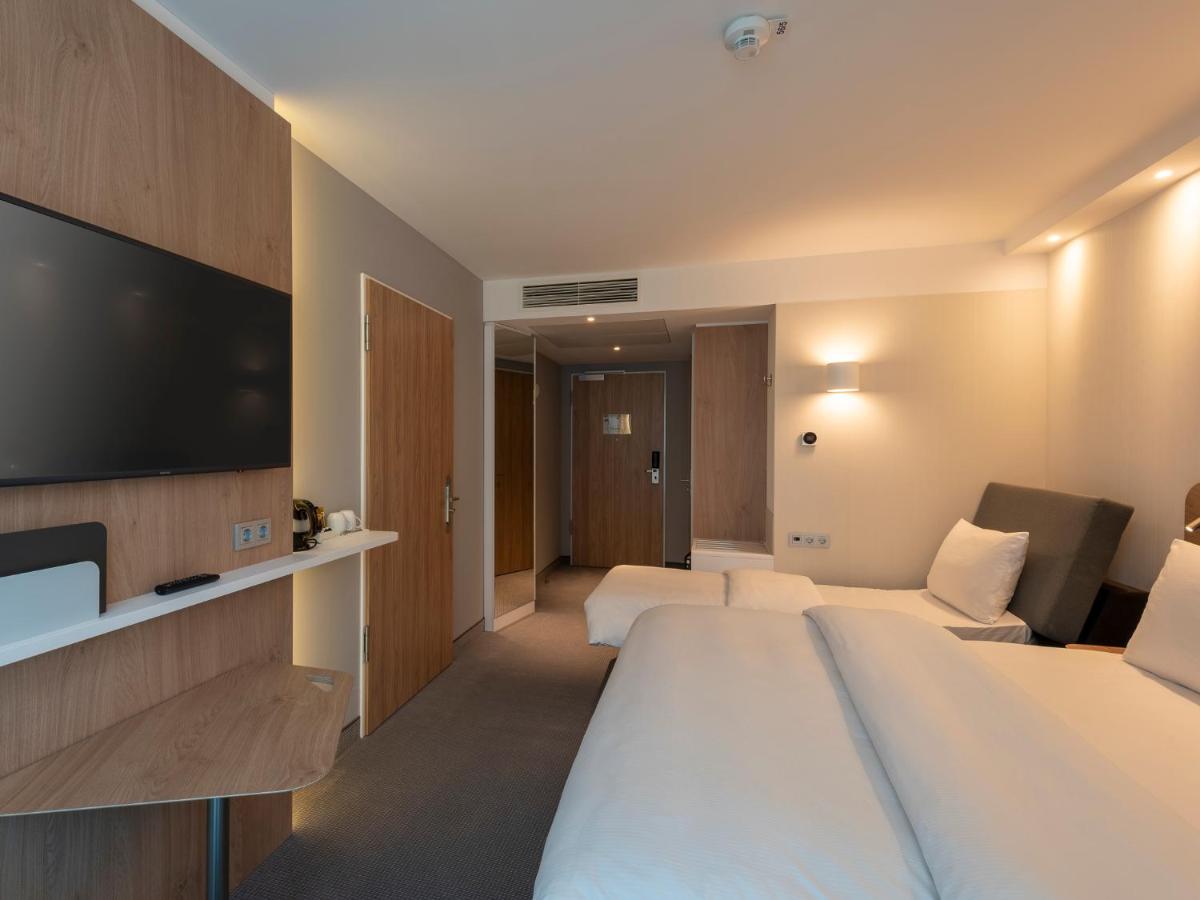 Holiday Inn Express - Offenbach By Ihg Eksteriør billede