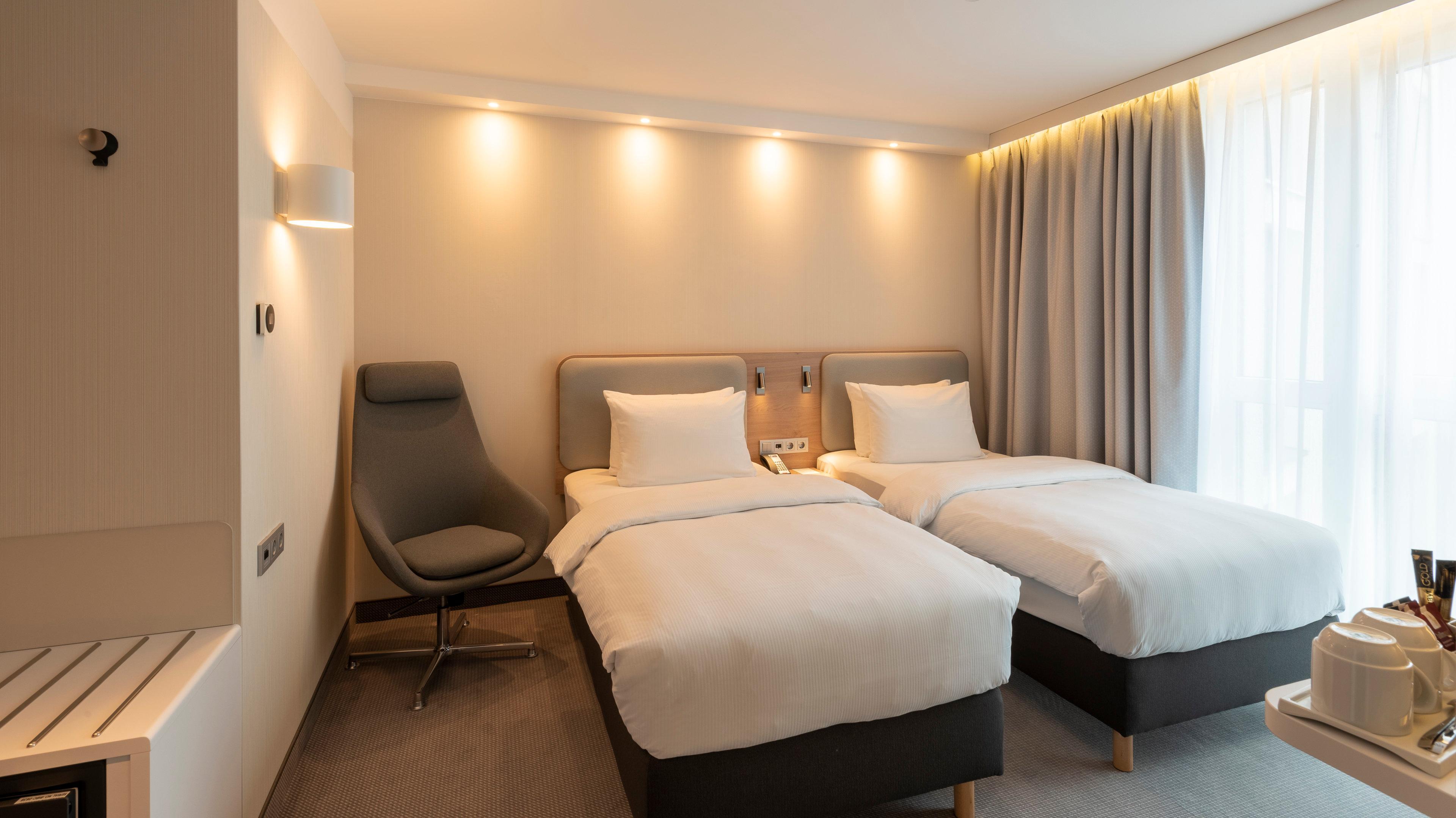 Holiday Inn Express - Offenbach, An Ihg Hotel Eksteriør billede